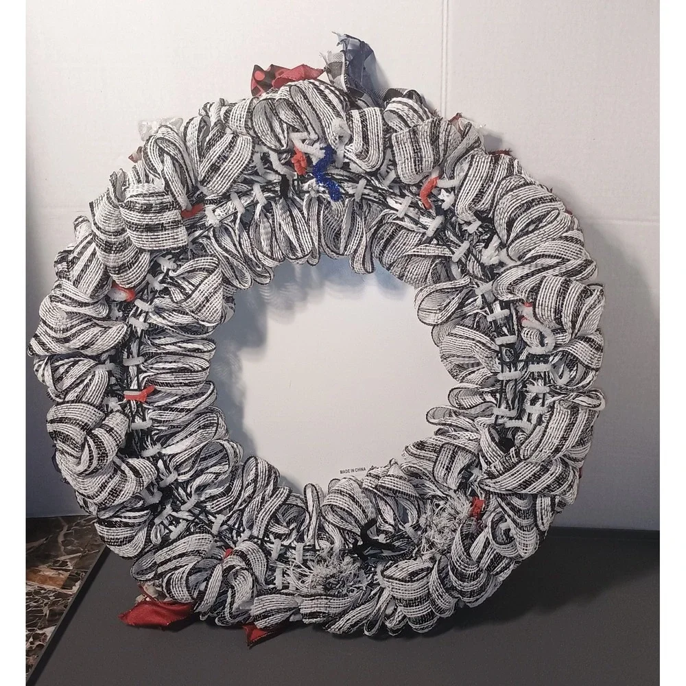 Handmade Cow Wreath Unisex Large Black White Excellent Farmhouse Plaid Mesh